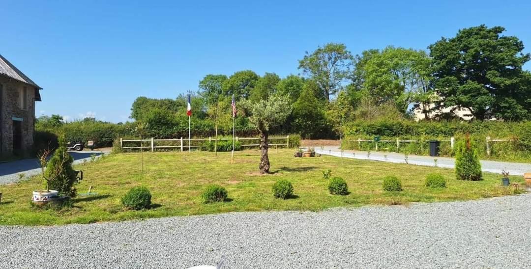 Bed and Breakfast Auxais Memory 44' Exterior foto