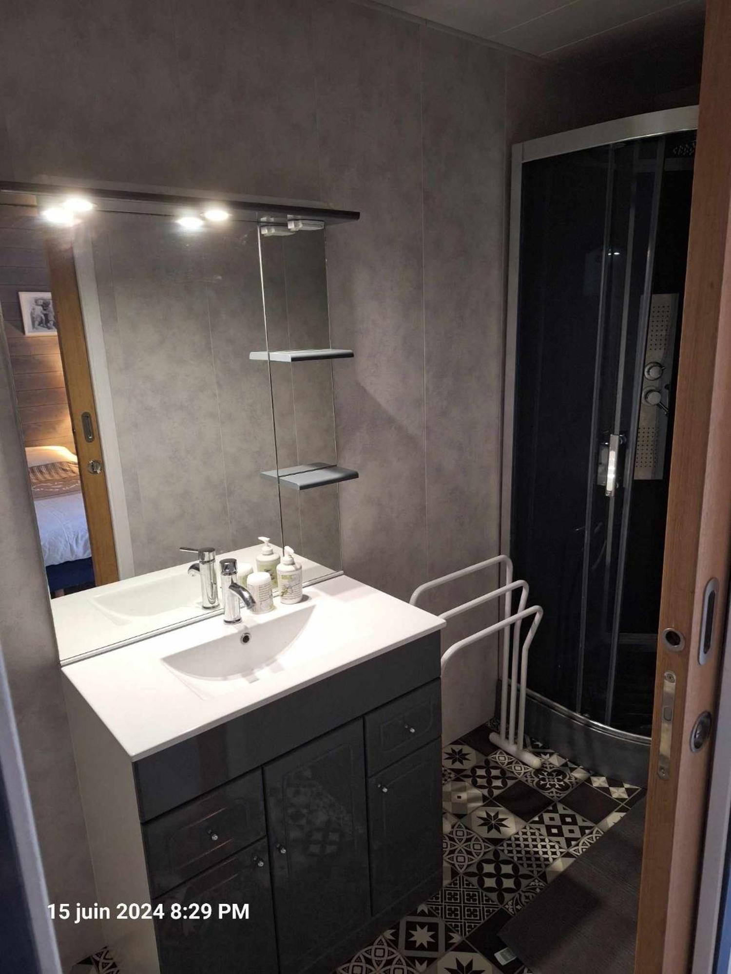 Bed and Breakfast Auxais Memory 44' Exterior foto